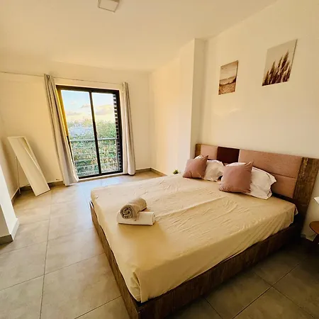 Modern Flat In Flic En Flac-Walk To The Beach Exterior photo